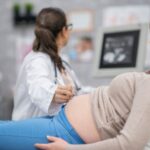 How an Obstetrician Ensures a Safe & Comfortable Pregnancy Experience